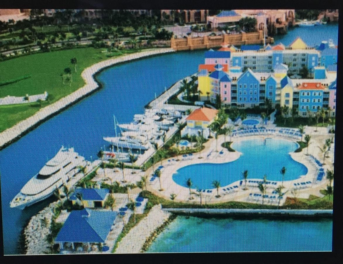 Harborside Resort & Vacation Rentals At Atlantis Нассау Екстер'єр фото